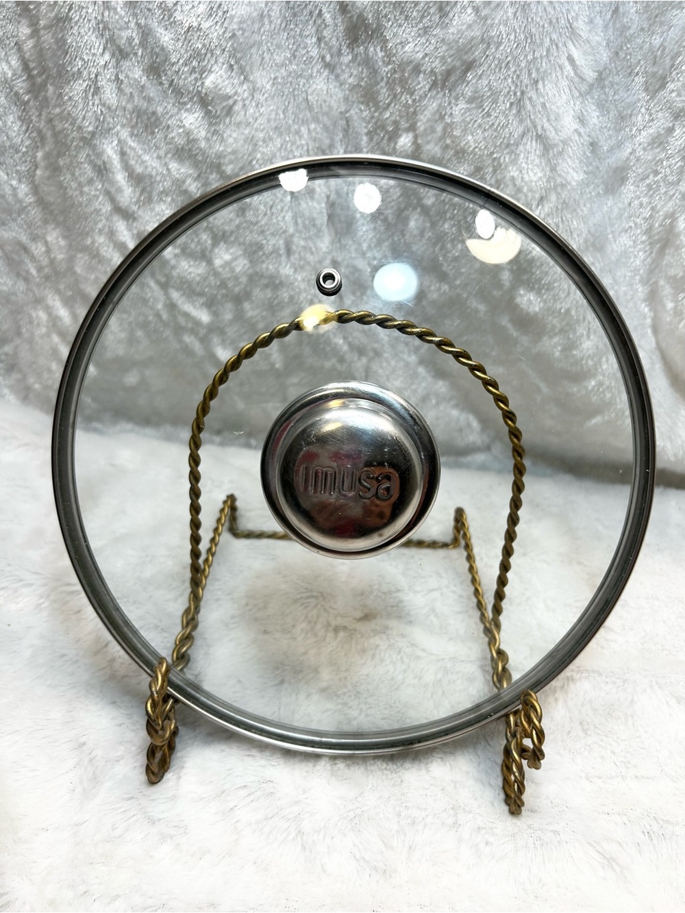 IMUSA Vented Round Clear Glass Replacement Lid Inner Rim to Rim 9 1/8"- 9 3/16"
